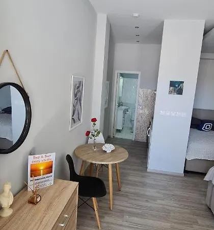 Sea & Sun Cozy Apartment Kremastí